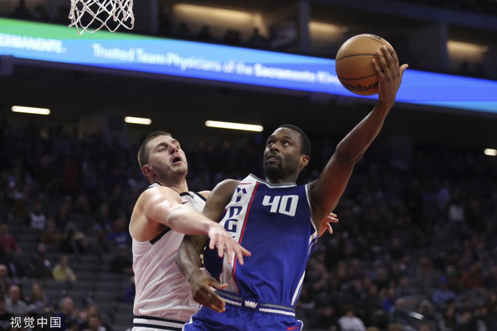 而王曼昱的 而王曼昱的